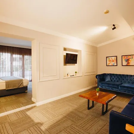 Aparthotel Double Bond